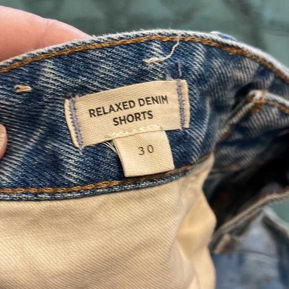 Madewell Relaxed Fit Deconstructed Shorts - Picture 6 of 7